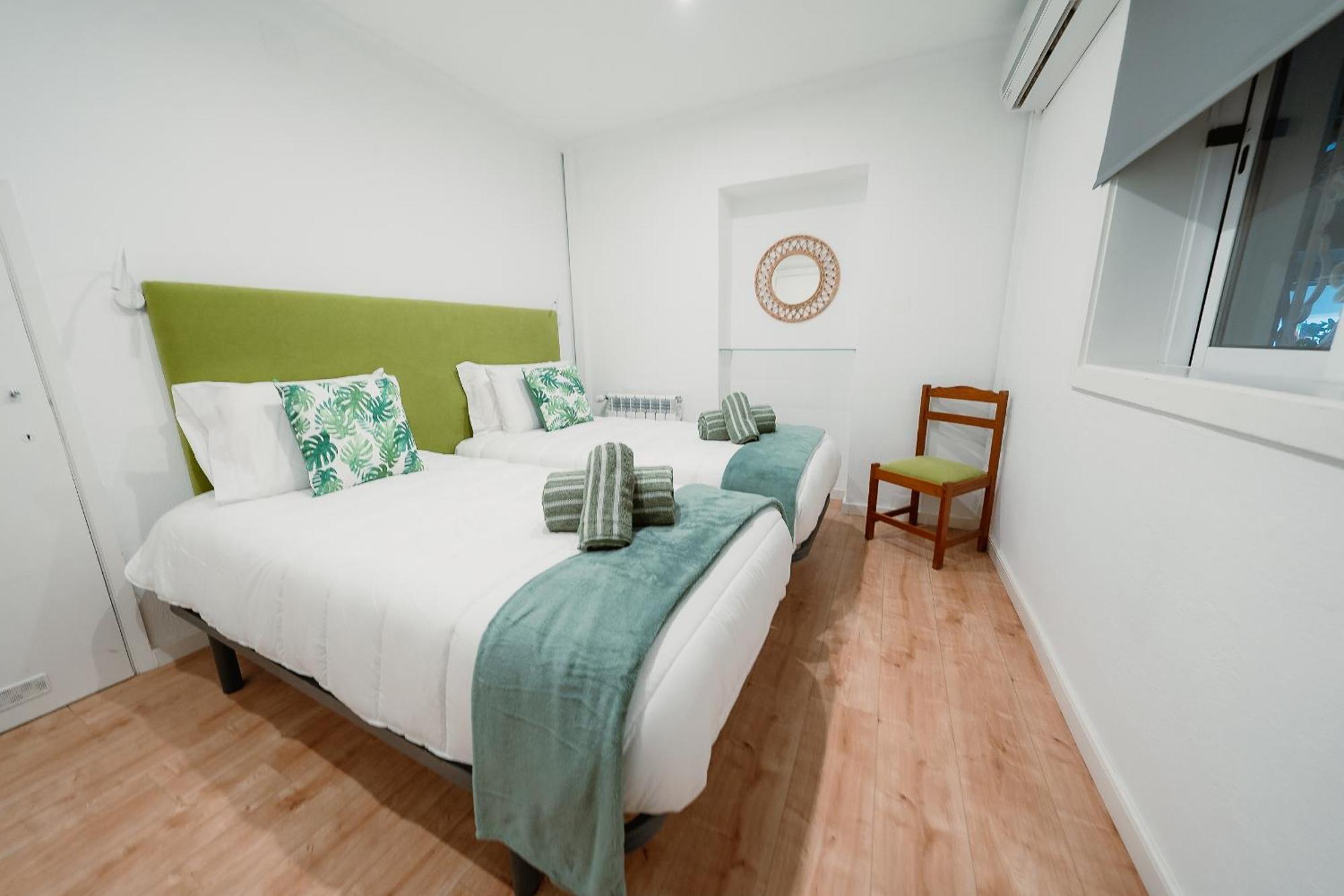 Douro Garden & Rooftop - Authentic Portuguese Guesthouse บีลาโนวาเดกายา ภายนอก รูปภาพ